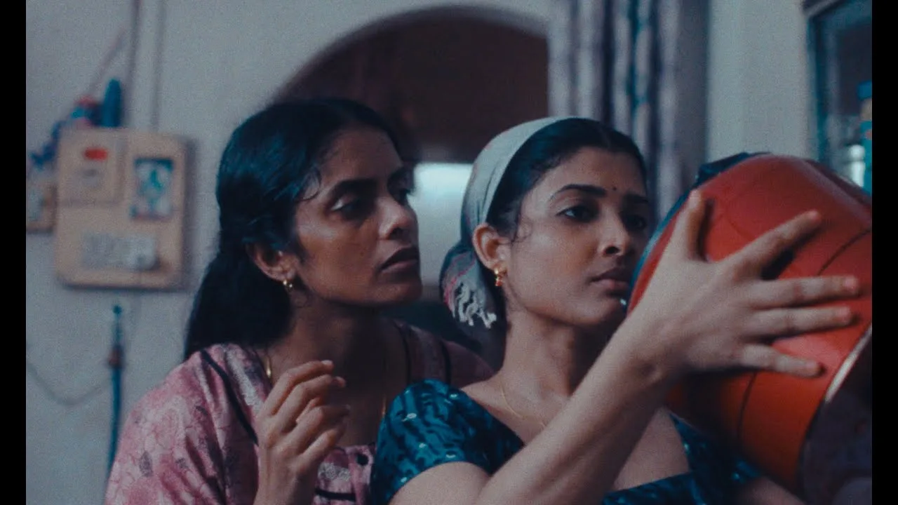 All We Imagine as Light : Powerful exploration of relationships and cultural tensions