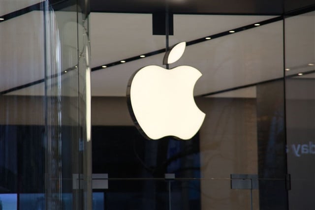 Apple Files Supreme Court Appeal in Landmark India Antitrust Case Challenging CCI's Massive Penalty